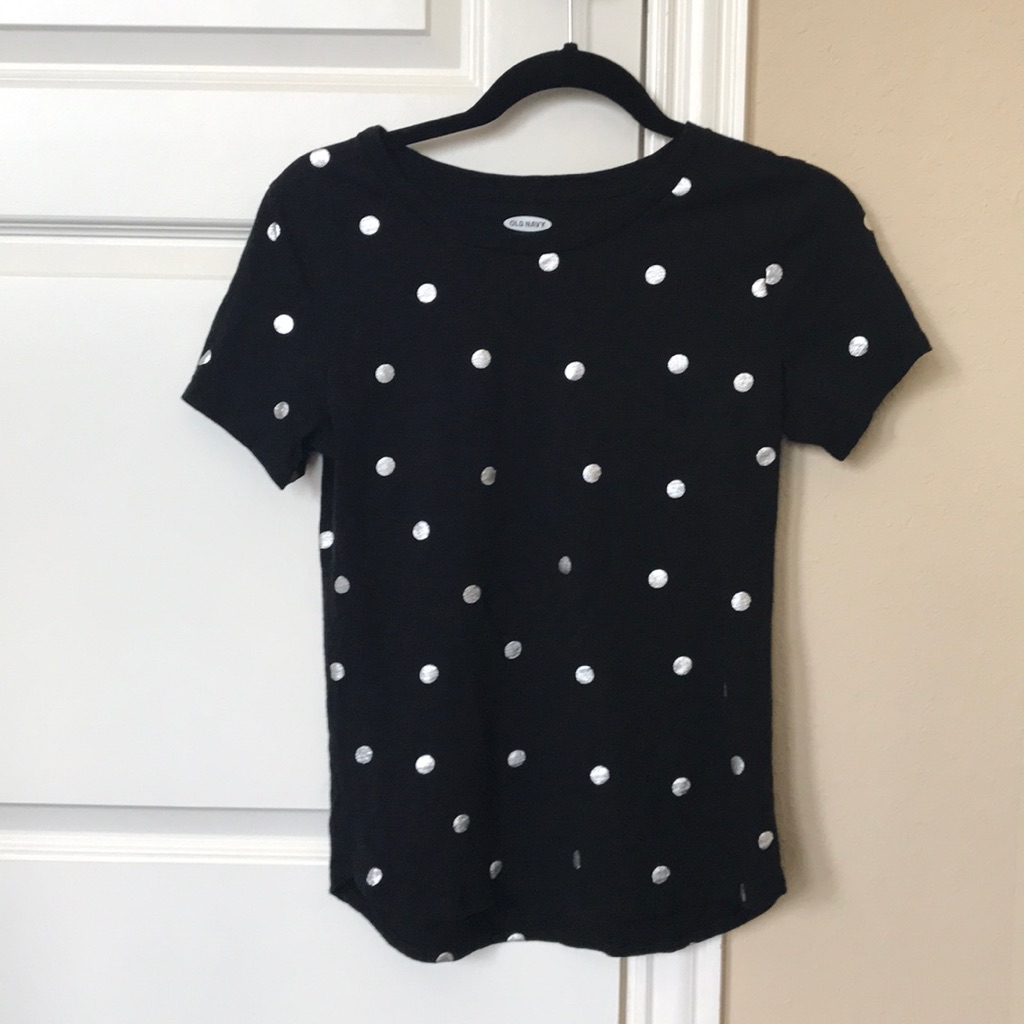 Cute Old Navy Polka Dots Black Everywear Tee Xs